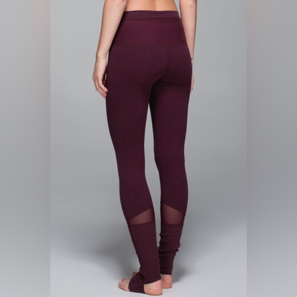 Lululemon Devi Yoga Pant
Heathered Bordeaux Drama / Black Cherry